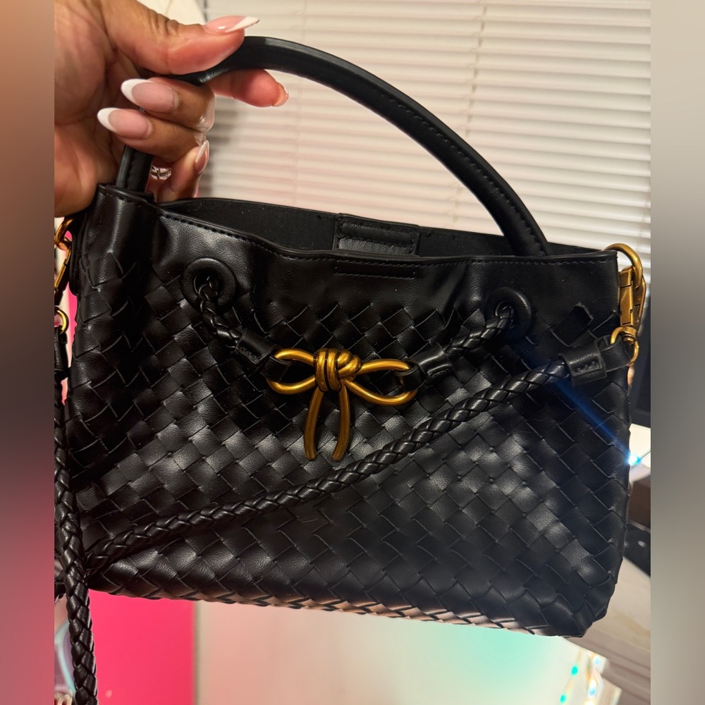 Black Woven BOW Handbag with Gold Accent